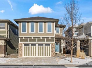 184 S Masters Rise SE, Calgary, AB T3M2L5