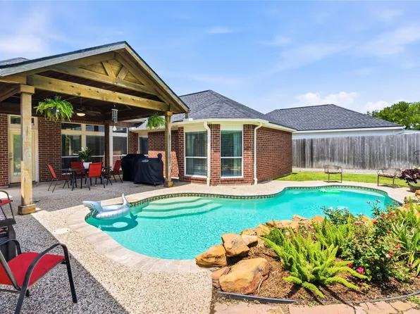 4610 Lake Pinkston Dr, Richmond, TX 77406