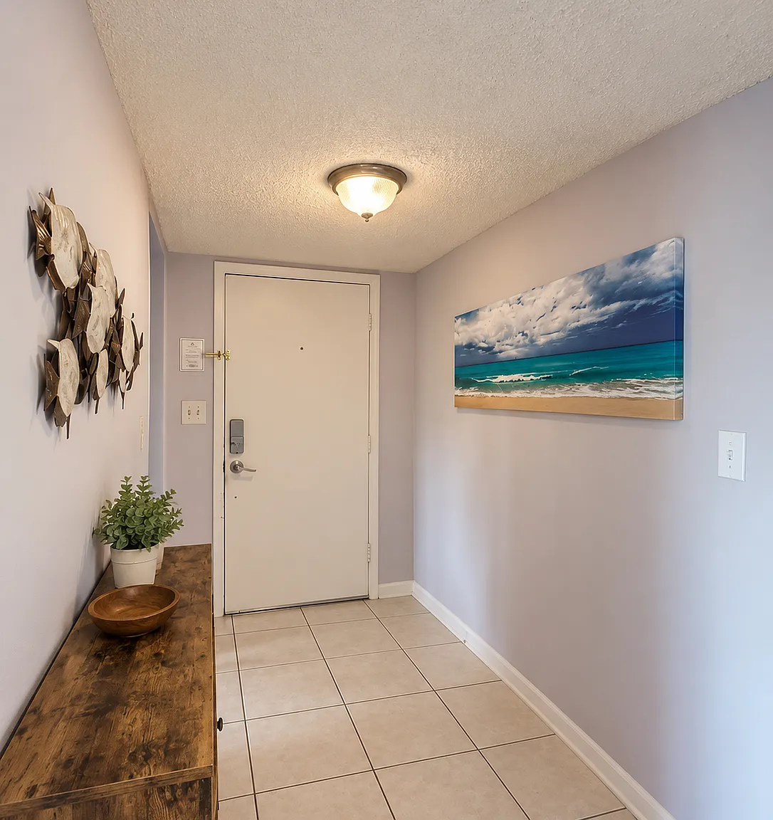 542 N Driftwood Bay — Photo 2