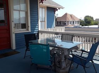 1513 23rd St APT 2, Galveston, TX 77550