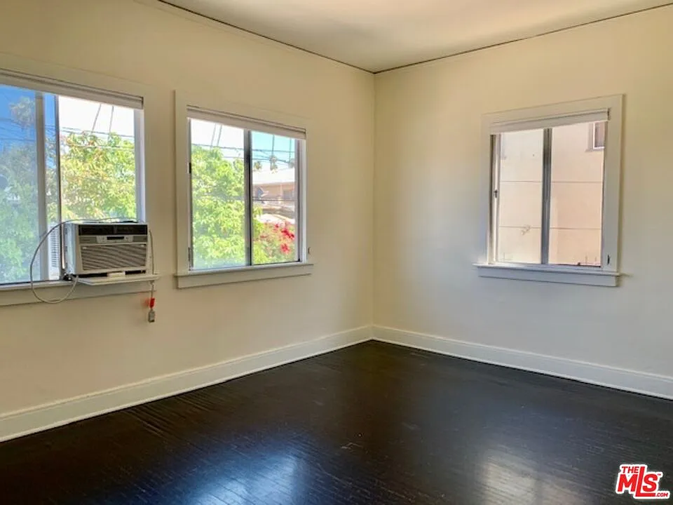 2 bed, 1.0 bath, 1345 sqft, $2,795 — Photo 4