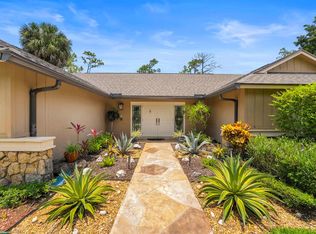 196 Scarborough Ter, Wellington, FL 33414