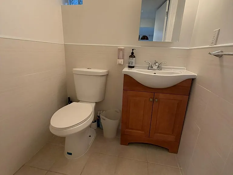 16431 Underhill Ave — Photo 13