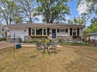 8215 General Sheridan Ln, Saint Louis, MO