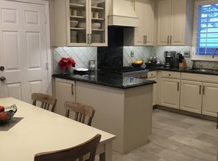 26 Waterside Cir, Redwood City, CA 94065