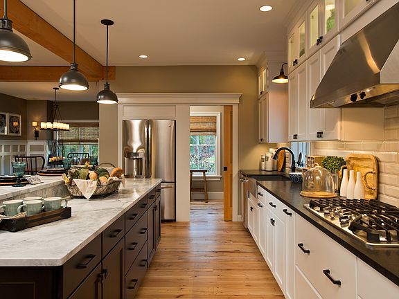 5th image of 4 Battleridge Pl