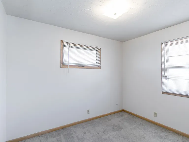 2208 N Cotner Blvd #6 — Photo 10