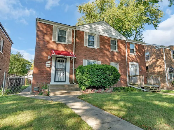 330 Geneva Ave, Bellwood, IL 60104