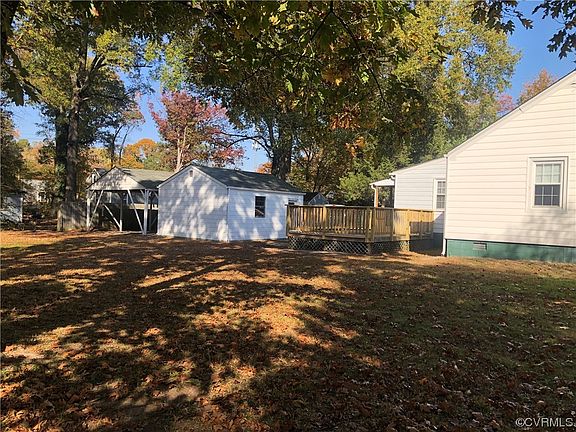 3rd image of 4404 Hollywood Dr