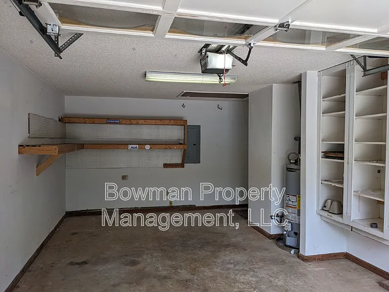 145 Diamond Dr — Photo 32