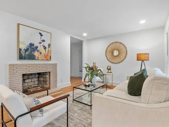 4520 Oakwood Dr, Columbia, SC 29206