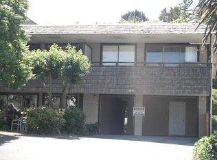 3056 Alki Ave SW, Seattle, WA 98116