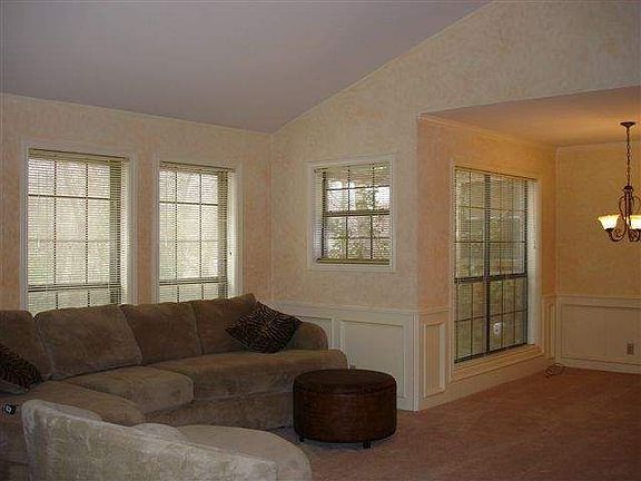 4th image of 512 Beechwood Dr