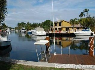 2711 NE 9th Ct, Pompano Beach, FL 33062