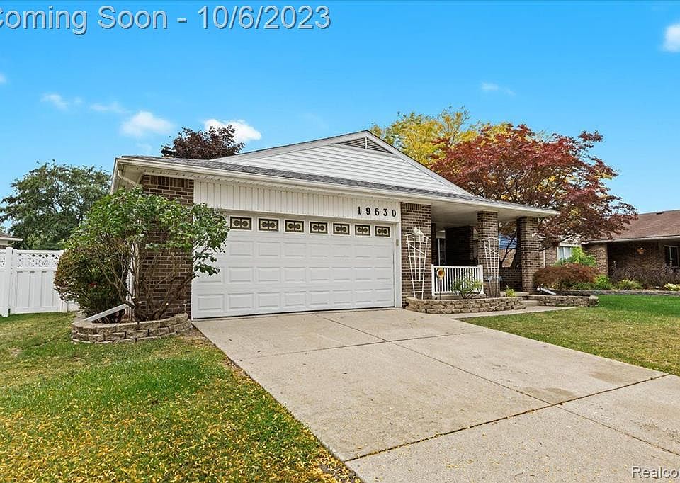 19630 Cascade Dr, Brownstown, MI 48193 MLS 20230082258 Zillow