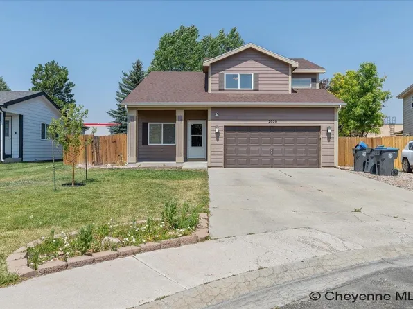 2020 Prairie Dog Dr, Cheyenne, WY 82001