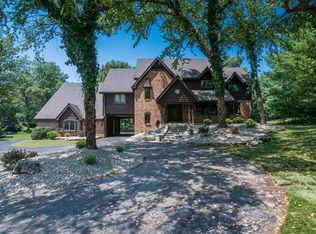 16 Goshen Woods Est, Edwardsville, IL 62025