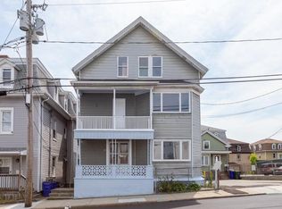 558 2nd St, Fall River, MA 02721