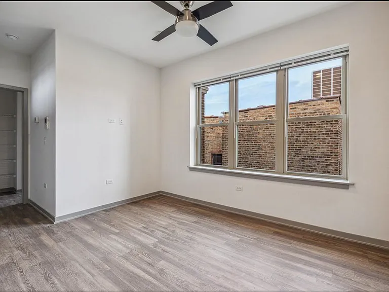 1645 N Wells St #4C — Photo 1