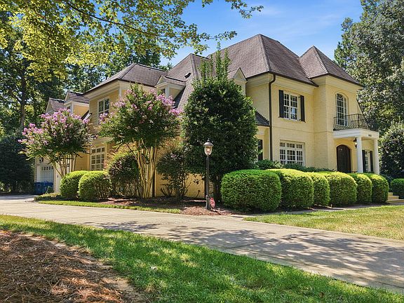 4th image of 6102 Treyburn Point Dr