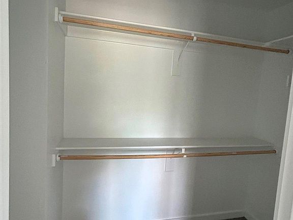 5th image of 204 Henderson St #204