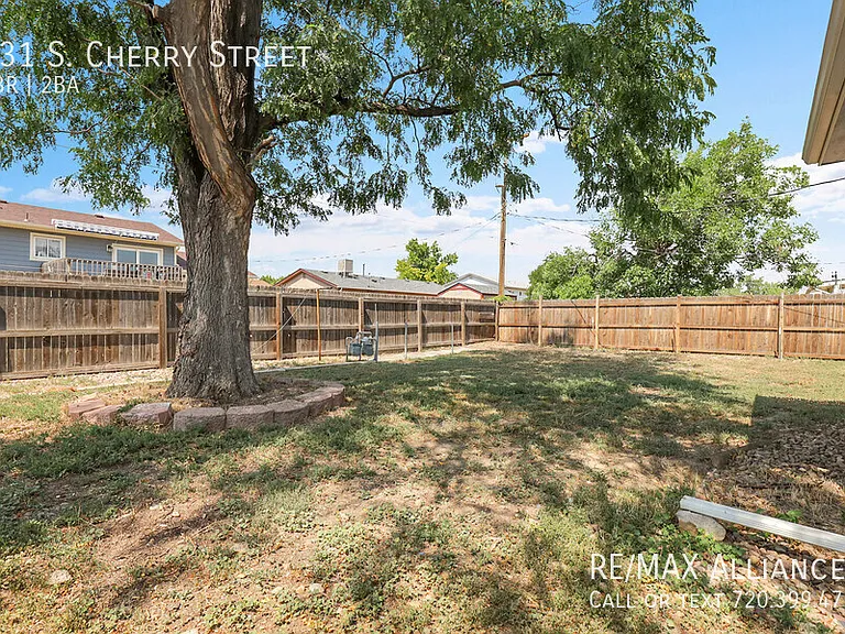 231 S Cherry St — Photo 41