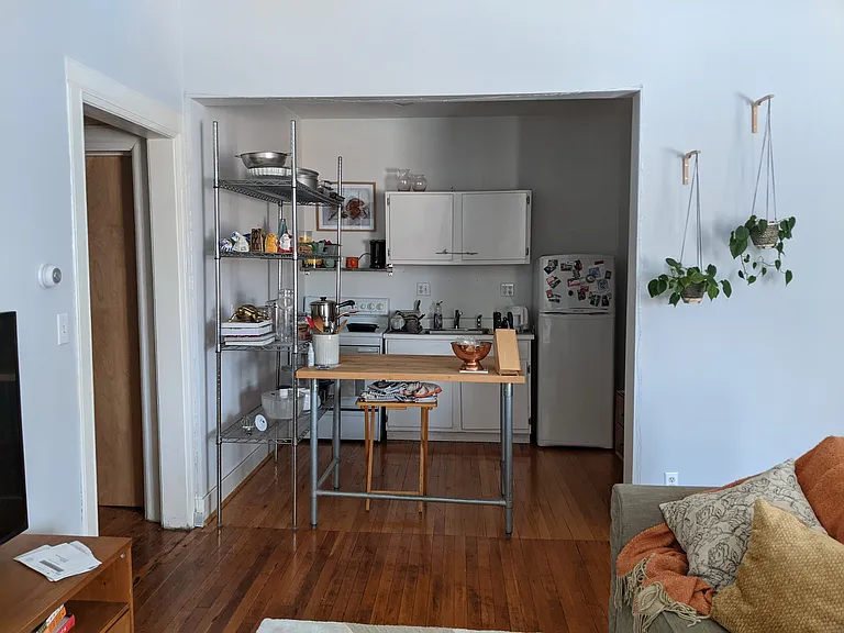 503 E Buffalo St #4 — Photo 8