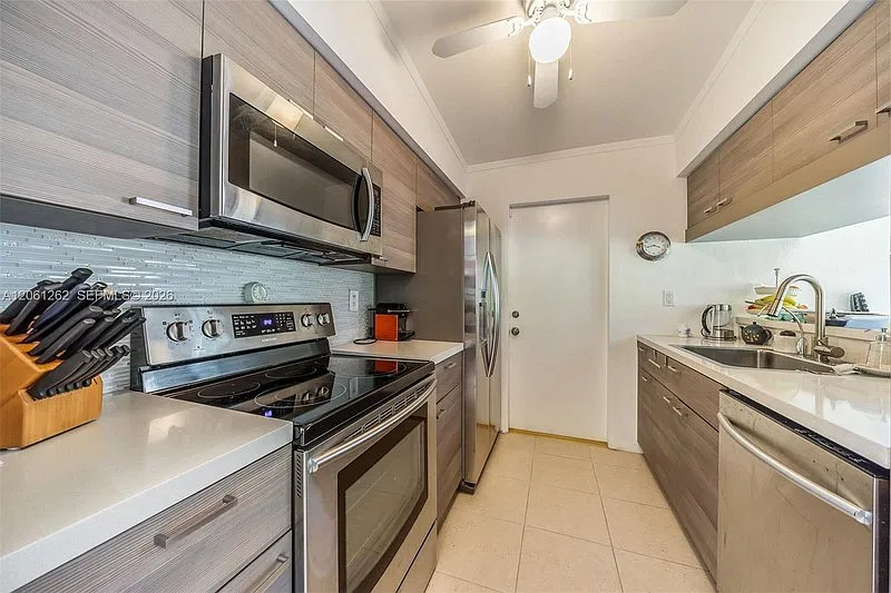 8130 SW 136th St — Photo 3