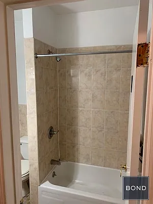 Rented by Bond New York | media 13