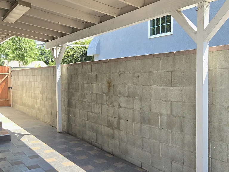 700 E Angeleno Ave — Photo 22