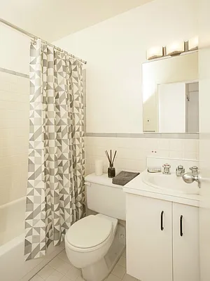 Sold by Sotheby's International Realty | media 26