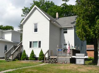 189 Chestnut St, Corning, NY 14830