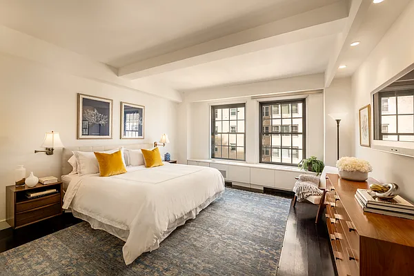 Sold by Douglas Elliman | media 10