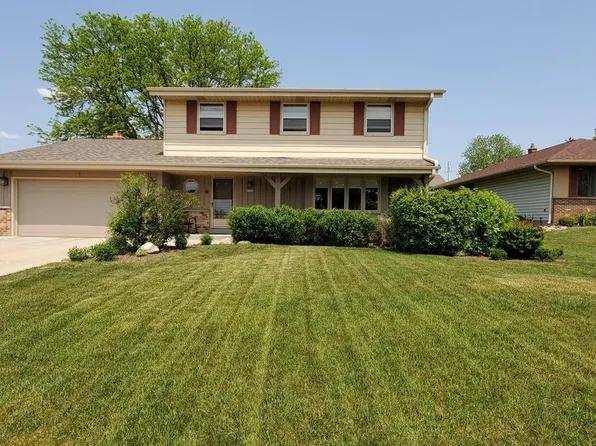 8522 West Whitaker AVENUE, Greenfield, WI 53228