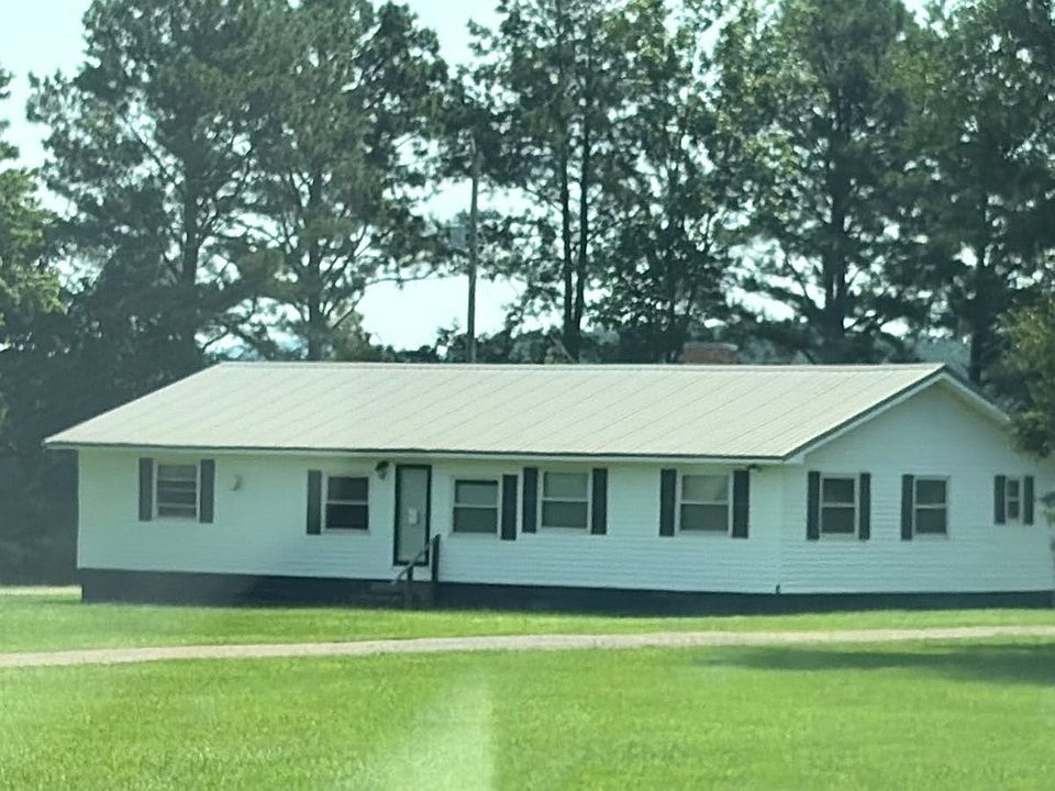 1st image of 625 Cedar Creek Rd