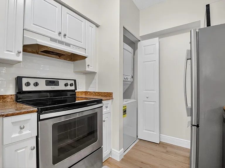 3212 Tuscany Way #3212 — Photo 11