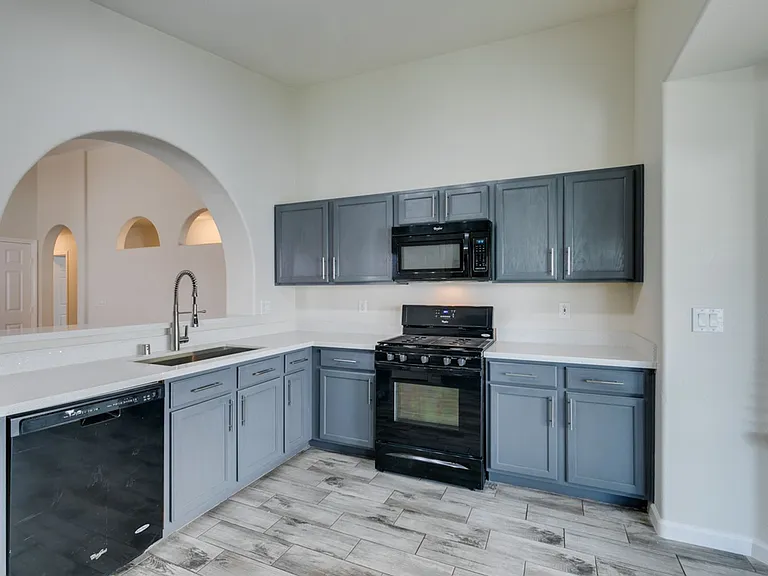 6763 Bison Creek St — Photo 37