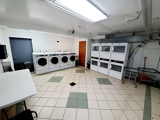 Rented by Brooklyn Property Group LLC | media 33