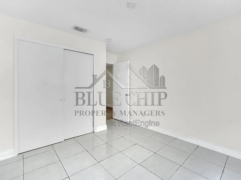 5322 Jade St — Photo 24