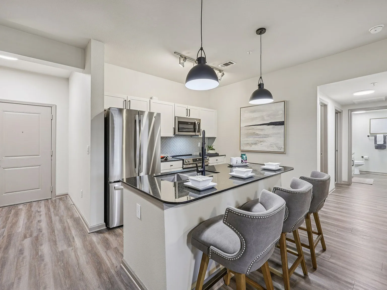 Vine + Vail Townhomes and Apartments — Photo 3
