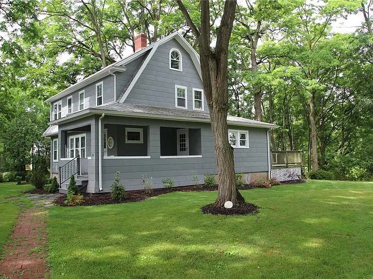 337 Mendon Rd — Photo 2