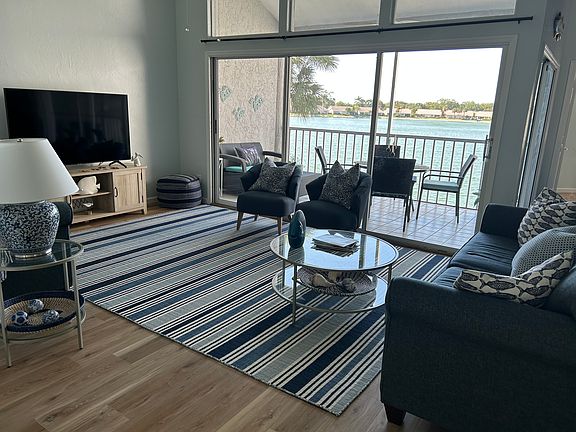 5th image of 2611 Citrus Lake Dr #C-204