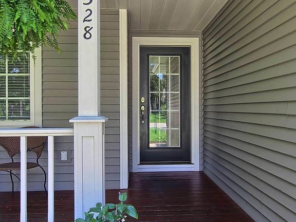 5th image of 1528 Nightingale Ln