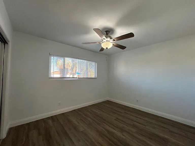 2211 S Grand Ave — Photo 7