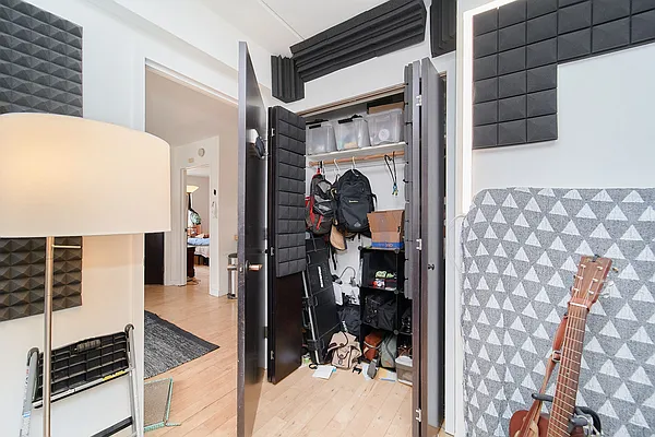 Rented by Brown Harris Stevens | media 2