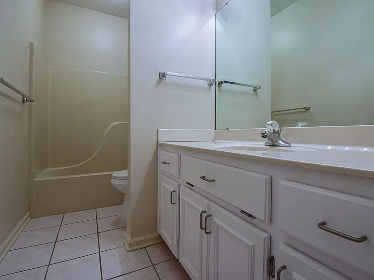 1691 Rambling Brook Ln — Photo 32