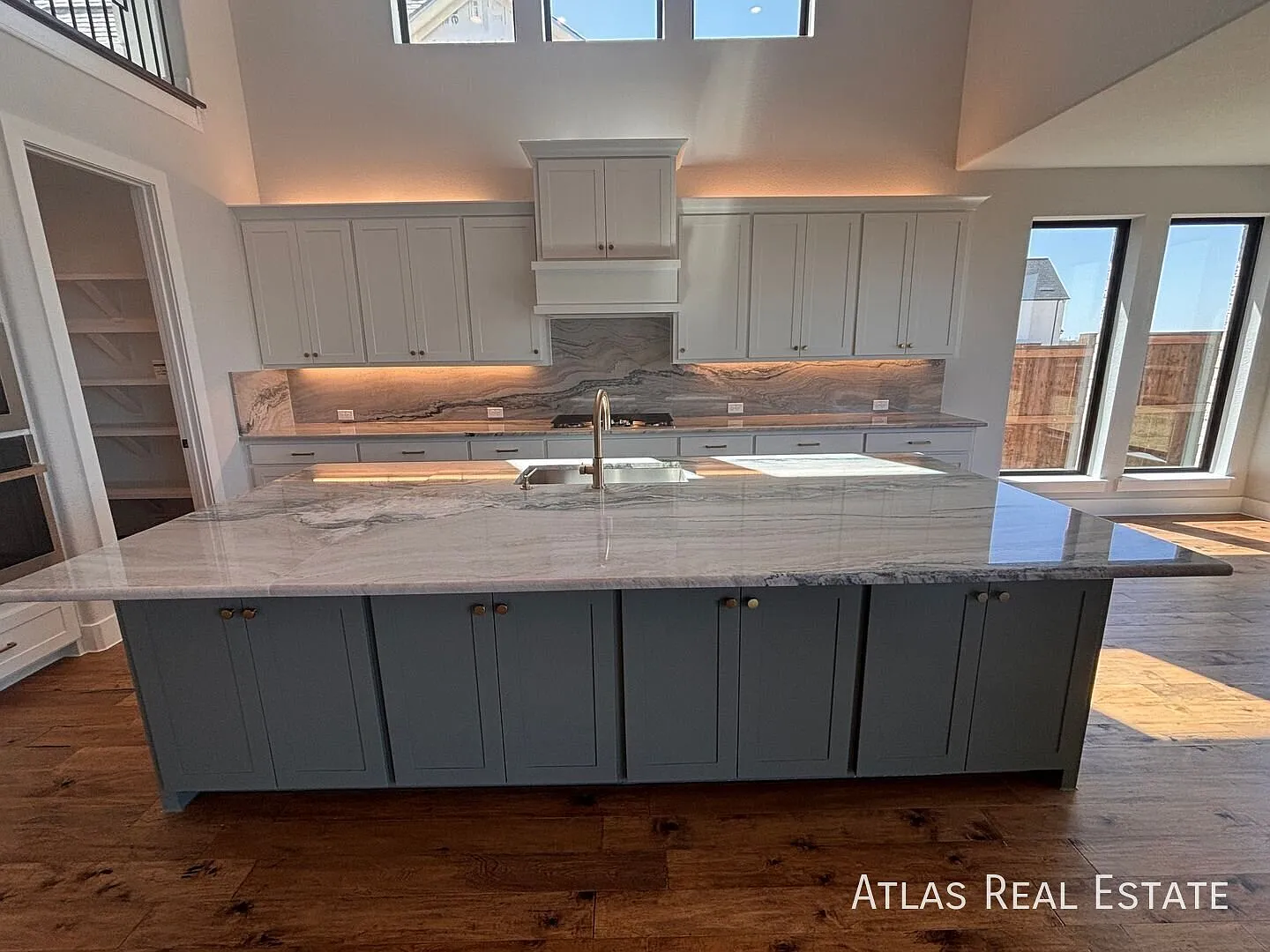 Stunning 5-Bedroom Luxury Home in Celina's North Sky Community — Photo 2