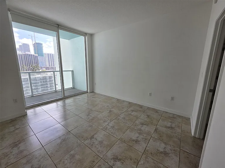 1900 N Bayshore Dr #1709 — Photo 9