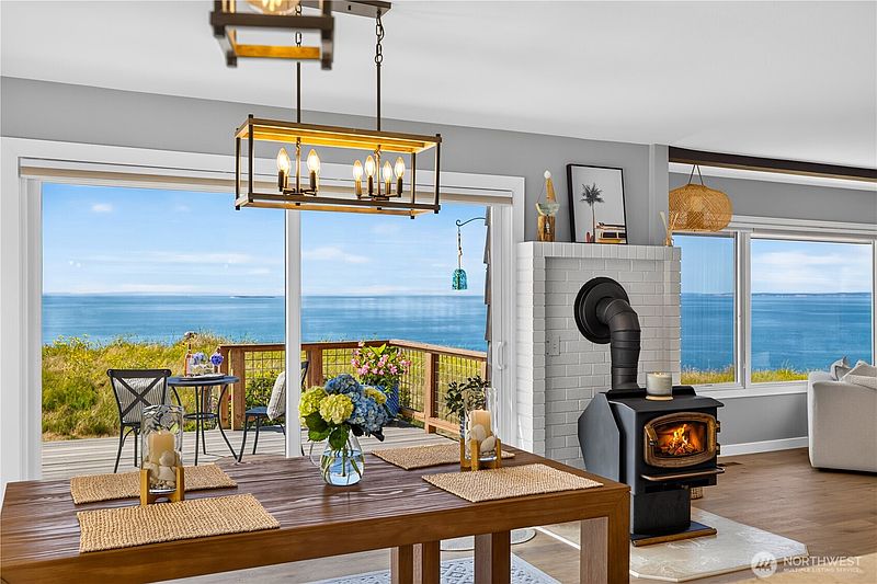 5th image of 2285 W Beach Road #C