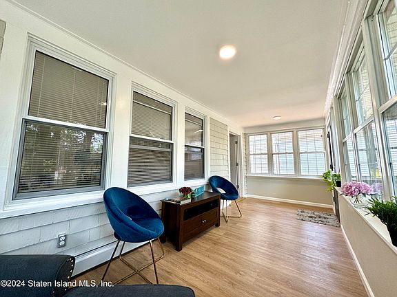 4th image of 46 Coddington Ave
